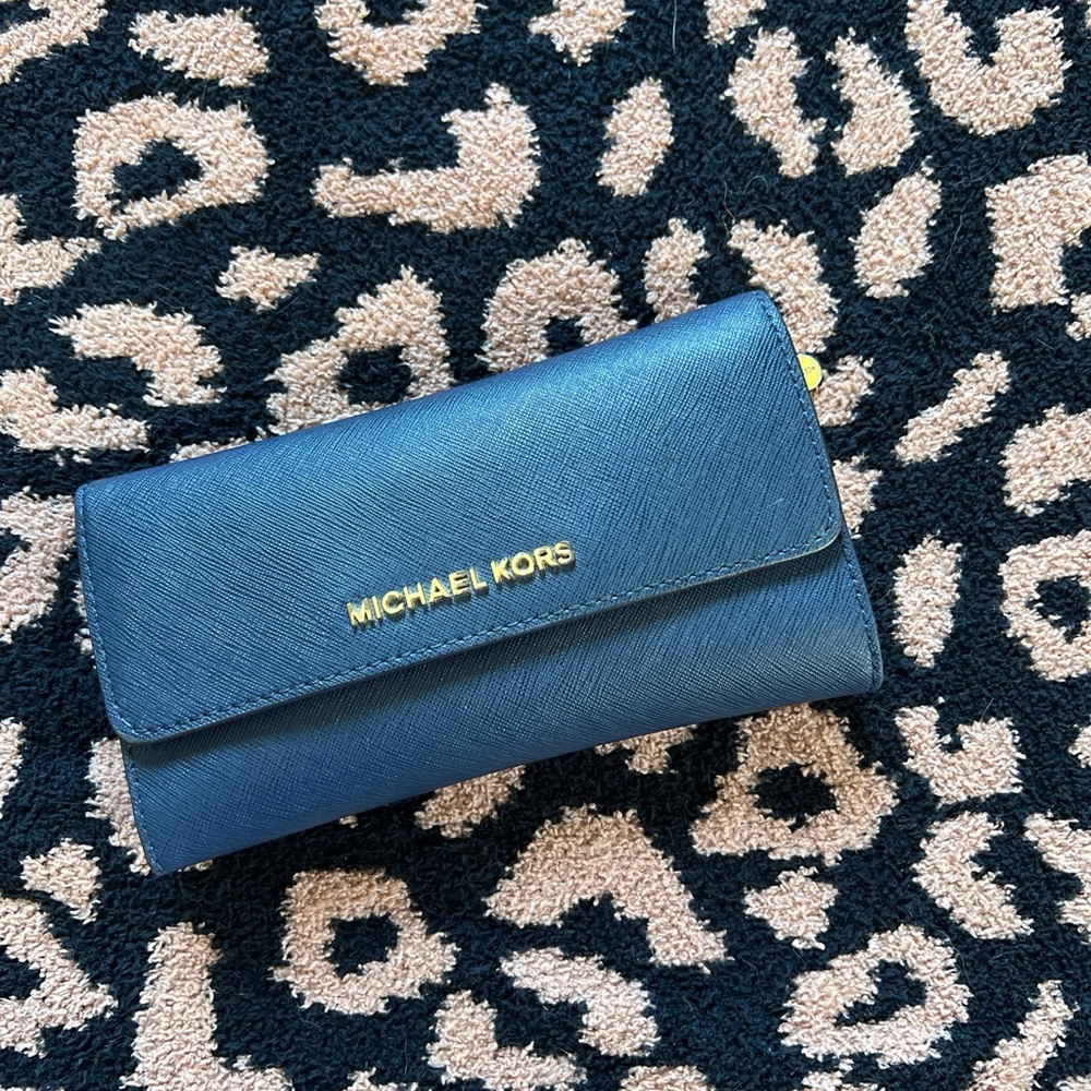 Michael Kors wallet